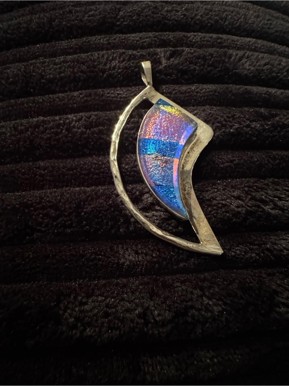 Silver Pendant Necklace with Iridescent Blue-Purple Inlay